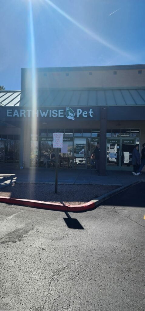 Visita técnica a EarthWise Pet, na IFA 2024